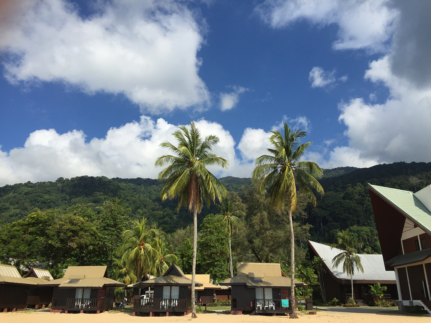 除了價格低，馬來西亞留學還有哪些優(yōu)勢?