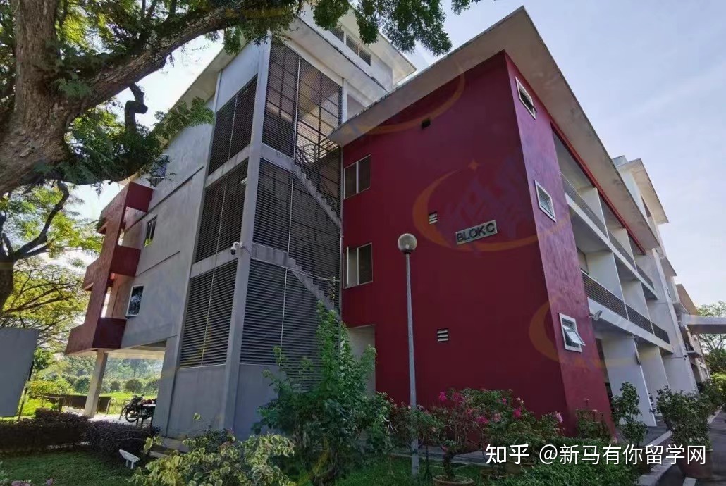 博特拉大學(xué)(圖10) 博特拉大學(xué)(圖10)